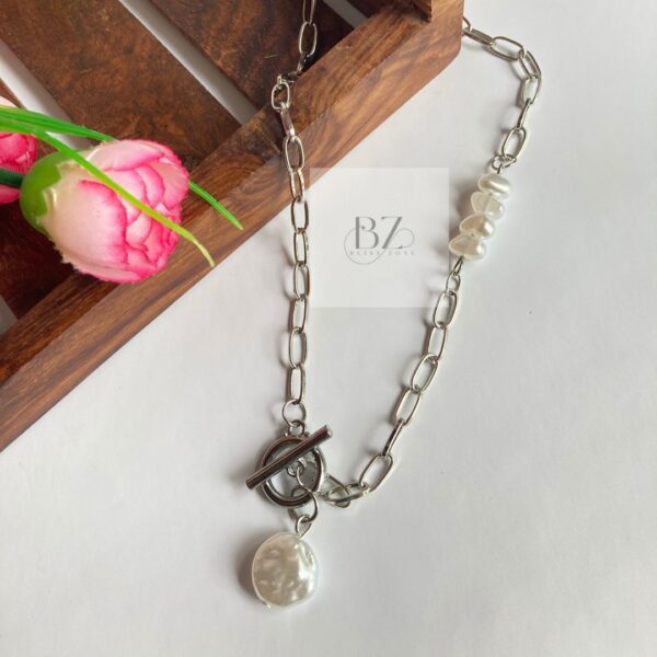 Pearl Moon Rock Chain