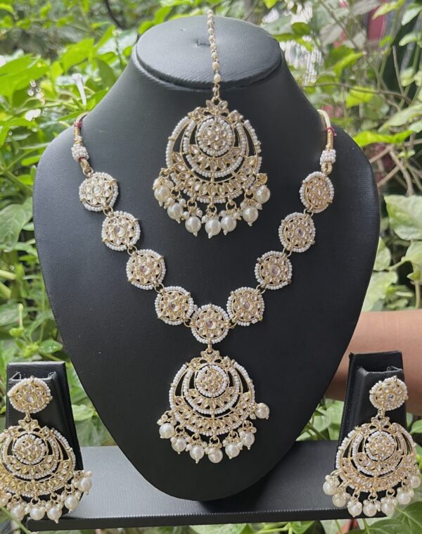 Royal Pearl Necklace Set